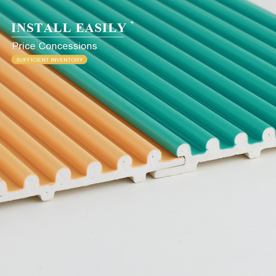 Kalite Co Ekstrüde Ahşap Plastik Kompozit PVC Duvar Panelleri 15mm Fabrika