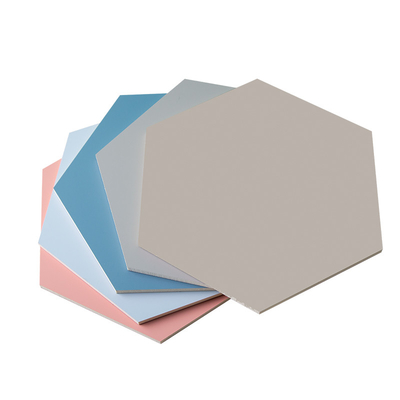 Kalite Çevre dostu Bambu Kömür Ahşap Finer Su geçirmez PVC Ahşap Yaprak Bambu Kristal Panel Fabrika