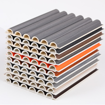 Kalite 15mm İç Dekorasyon Duvar Paneli PVC Ahşap Plastik Ark Panosu Fabrika
